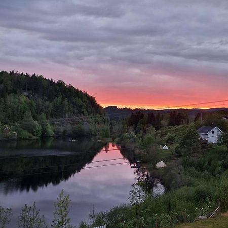 Glamping On Idyllic Lake, Paddle Boards & Rowboat Porsgrunn Exterior foto