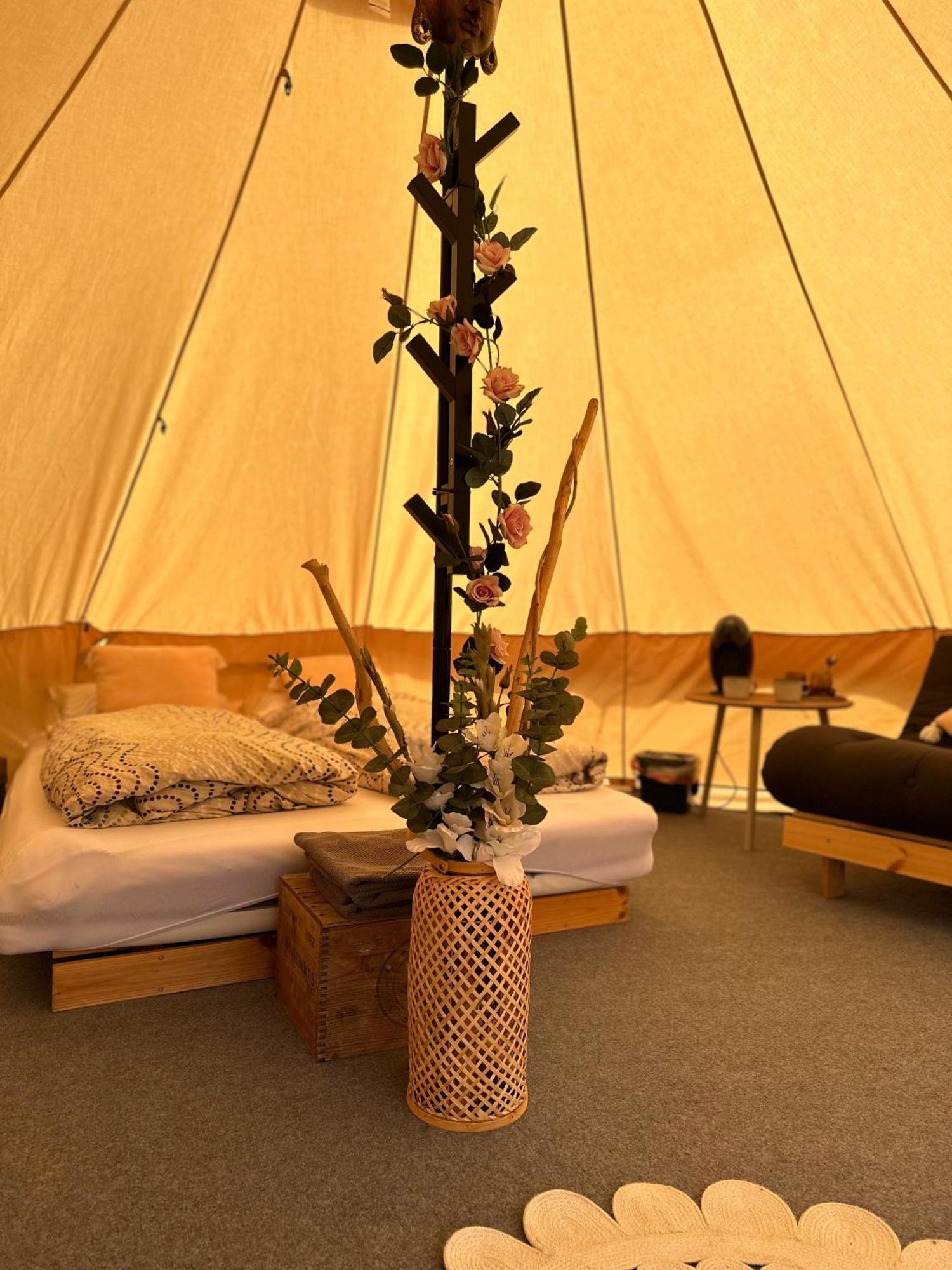 Glamping On Idyllic Lake, Paddle Boards & Rowboat Porsgrunn Exterior foto