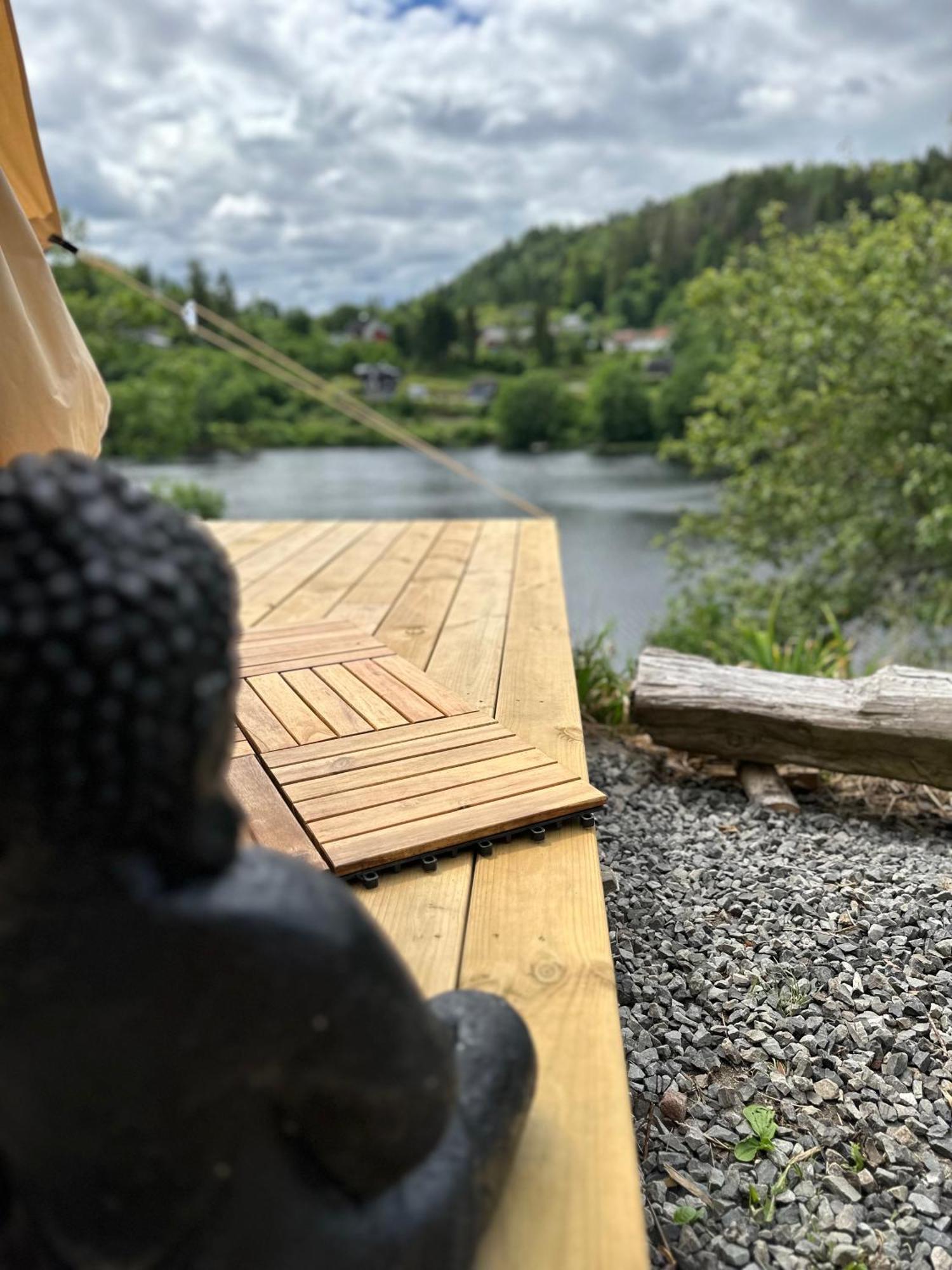 Glamping On Idyllic Lake, Paddle Boards & Rowboat Porsgrunn Exterior foto