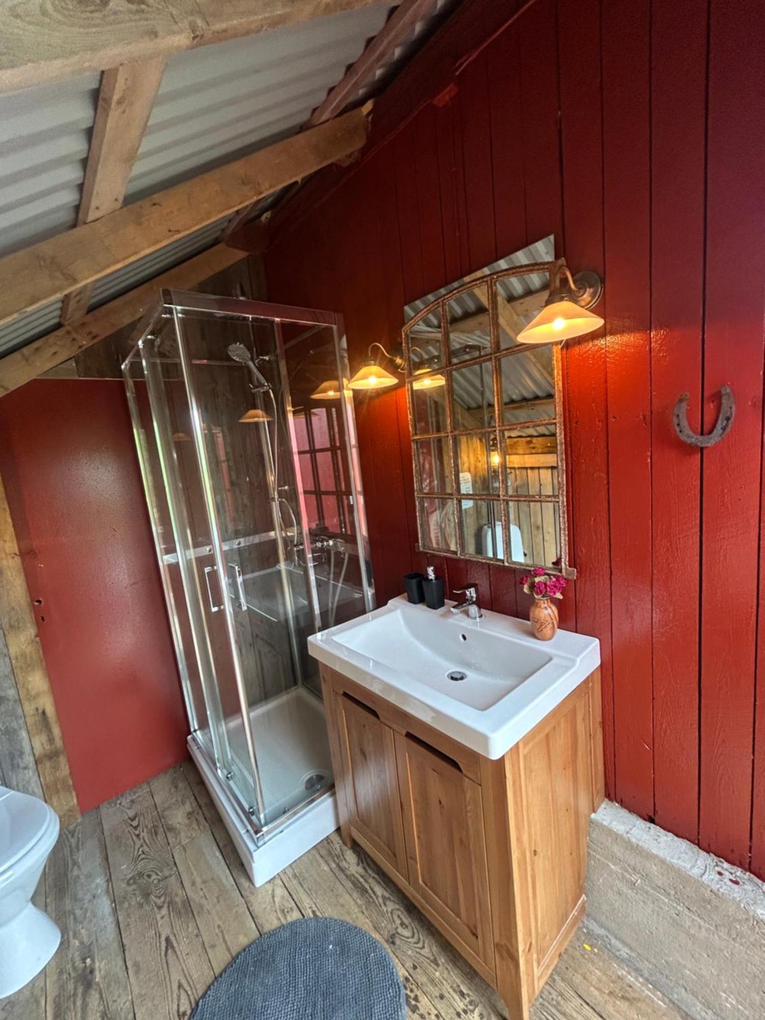 Glamping On Idyllic Lake, Paddle Boards & Rowboat Porsgrunn Exterior foto